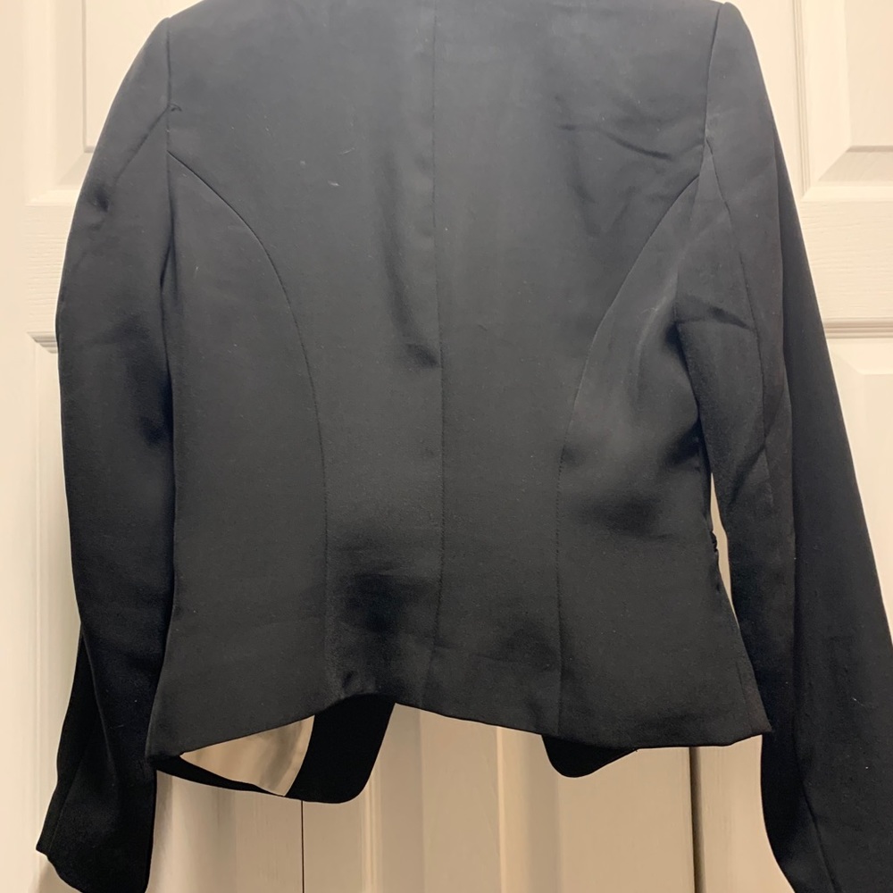 H&M preowned blazer - Picture 9 of 9